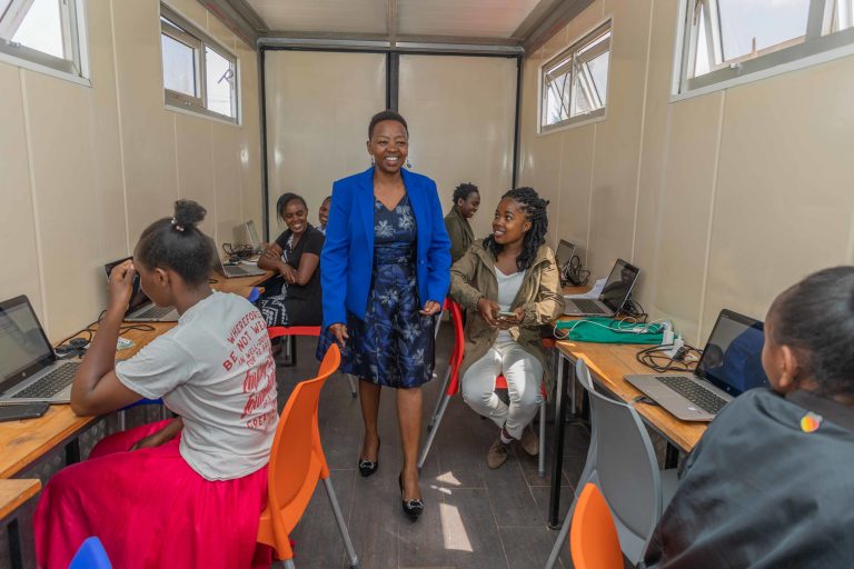 Read more about the article Mama Rachel Ruto Launches Digital Literacy Training Program In Embakasi