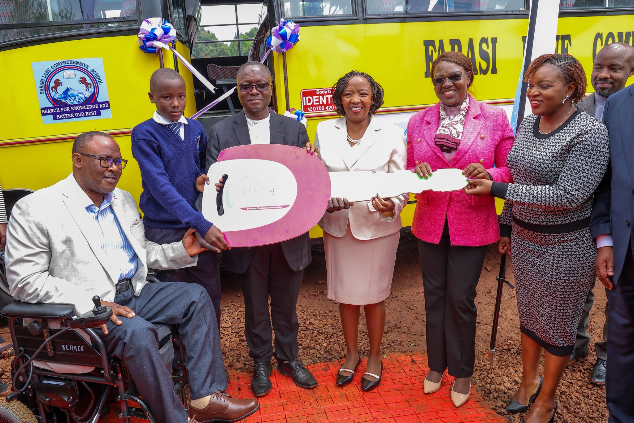 You are currently viewing Mama Rachel Ruto donates school bus to Farasi Lane, reaffirms support for education partnerships