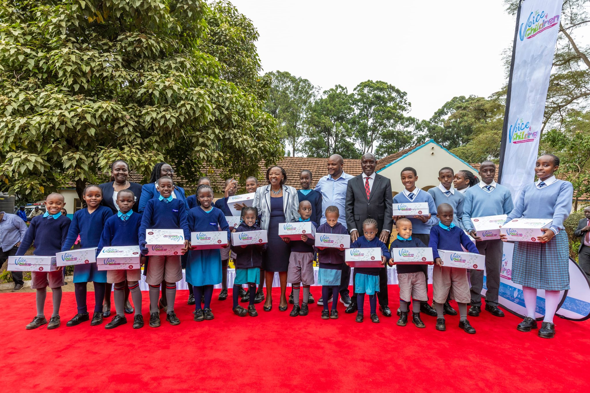 You are currently viewing First Lady Mama Rachel Ruto Donates Shoes to 1,650 Learners, Calls for Dignity and Equal Opportunity in Education
